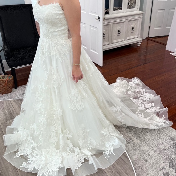 A-line Wedding Dress, Madison James (MJ Maebry) - Picture 1 of 7
